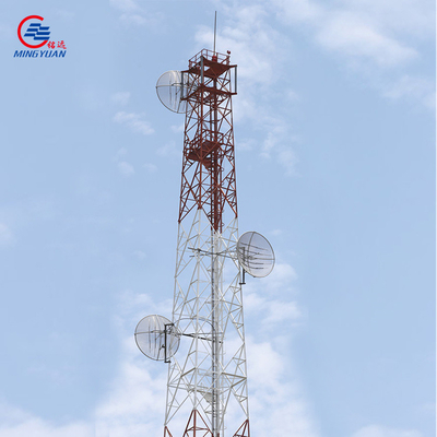 Q345b galvanizados entrelaçam a torre de aço, torre equipada com pernas da antena quatro